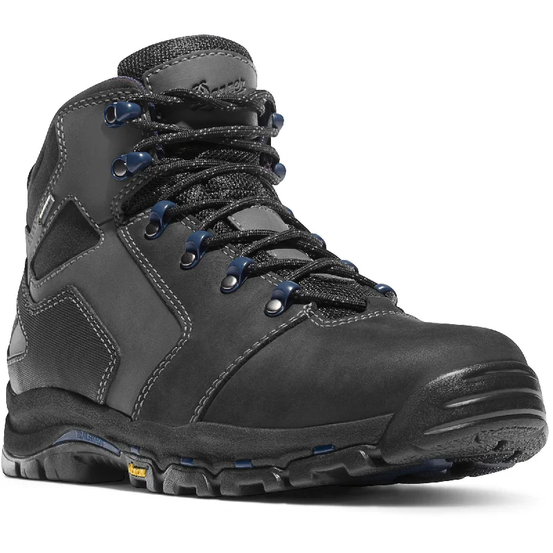 Men's work & safety boots with a toe cap made of aluminum alloyDanner Men's Vicious 4.5" Soft Toe WP Work Boot - Black - 13862 Men's work & safety boots with a toe cap made of aluminum alloyDanner Men's Vicious 4.5" Soft Toe WP Work Boot - Black - 13862