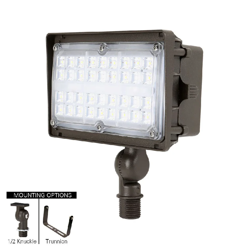 LED Outdoor Flood Light - 27W - 3,600 lumens - 5000K - 120-277V - 70W Equal