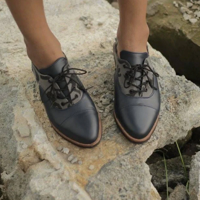 Men's sandals with a shock - absorbing insole R Cutout Oxfords
