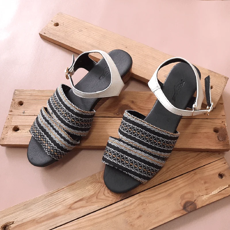 Men's sandals with a pointed toe for a stylish look Christel Sandals