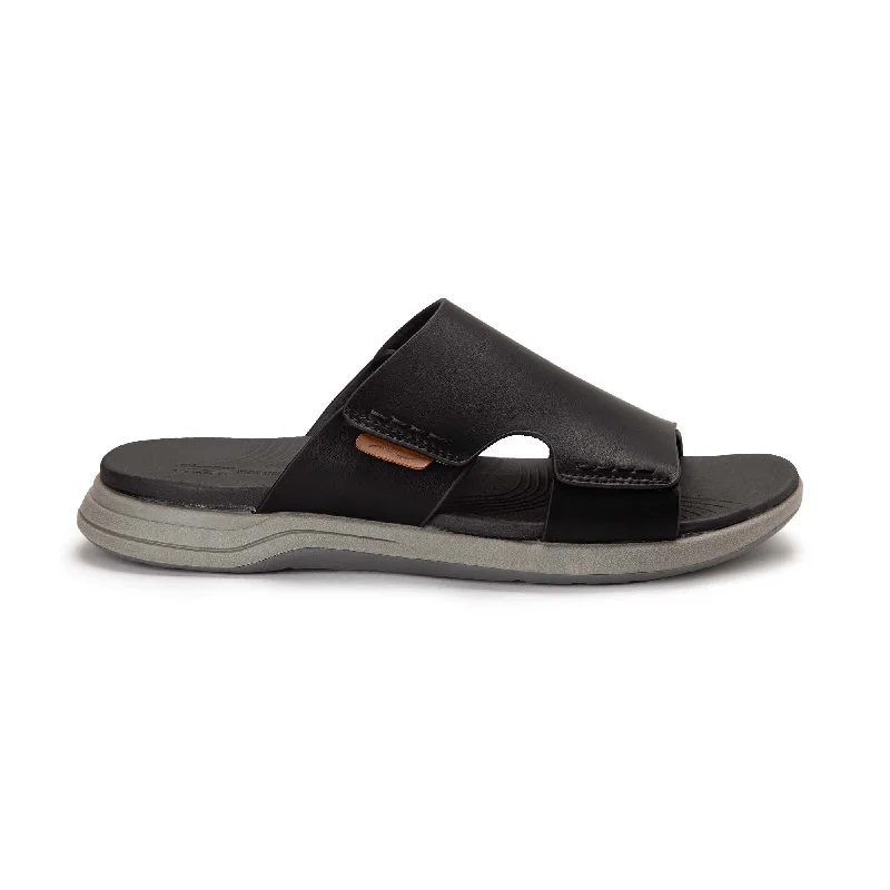 Men's sandals with a contrast stitching detail Bata Comfit Men Sandals 801X142
