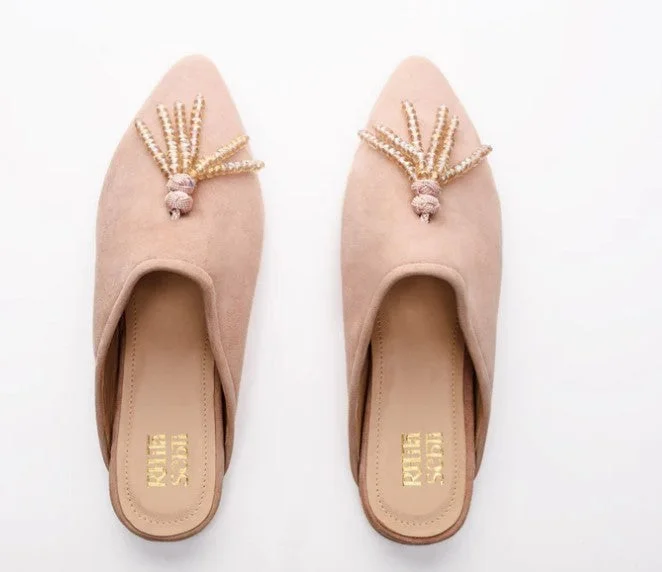 Men's sandals with a toe post design Bahia I Pink Tanned Pompom Detail Mule