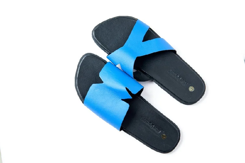 Men's sandals with a stretchy strap for a better fit Maxim Blue Leather Sandal