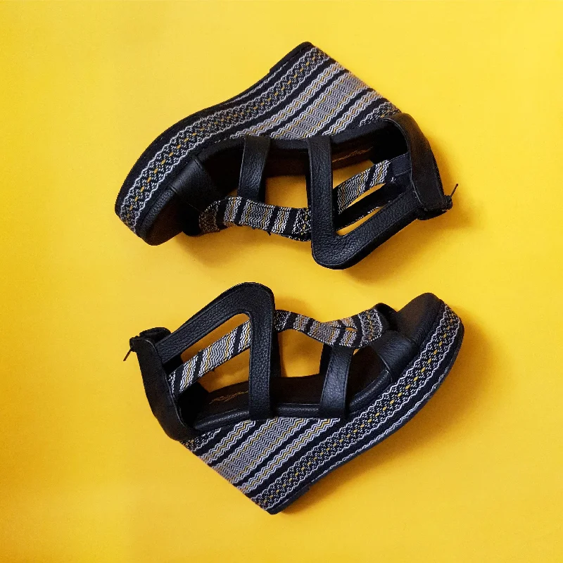 Men's sandals with a buckle closure Possibilities Wedge