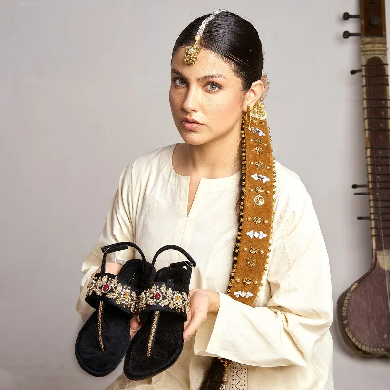 Men's sandals with a pointed toe for a stylish look Kajal
