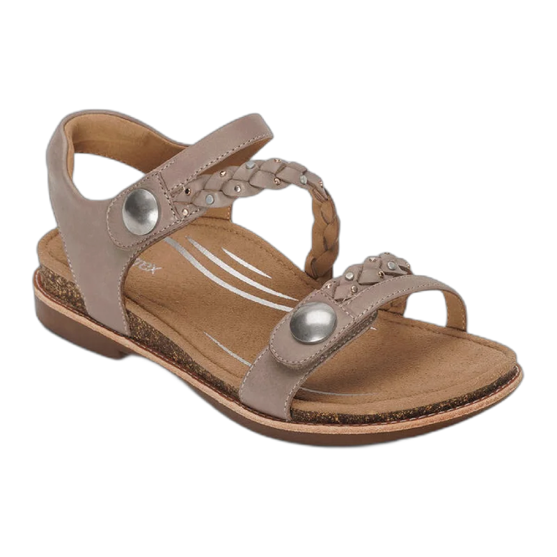 Men's sandals with a pointed toe for a stylish lookJenn Quarter Strap Sandal