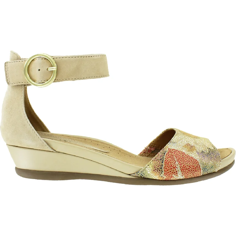 Men's leather sandals with an adjustable strapWomen's Earth Hera Beige Printed Leather