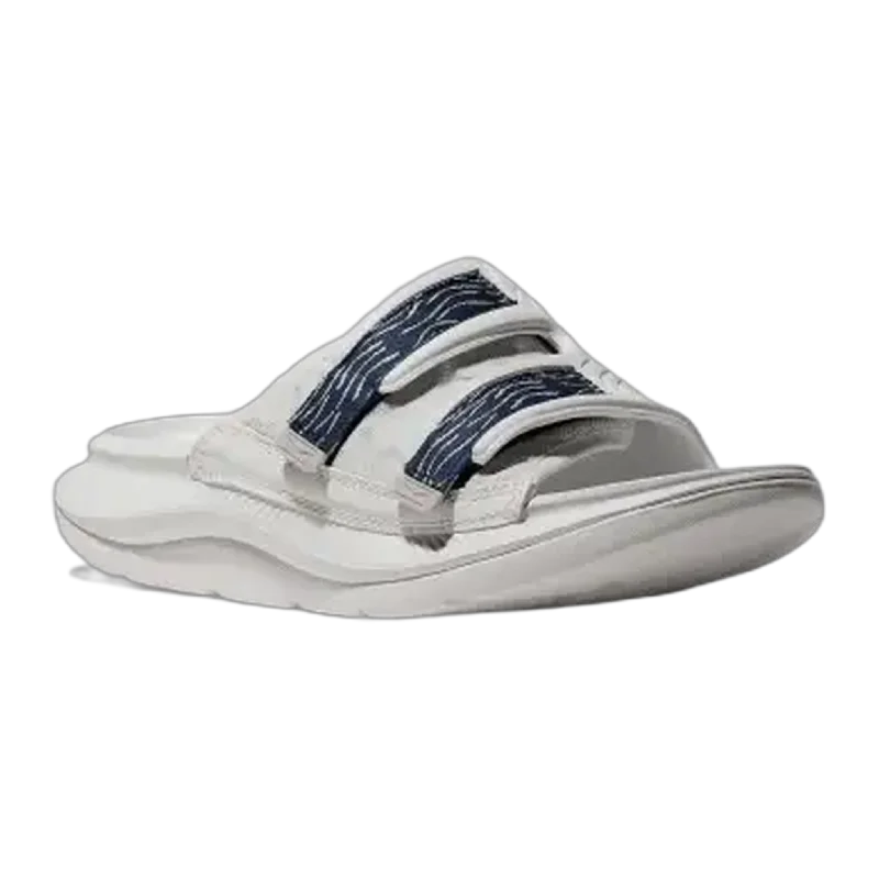 Men's sandals in a neutral color like black or brownAll Gender Ora Luxe