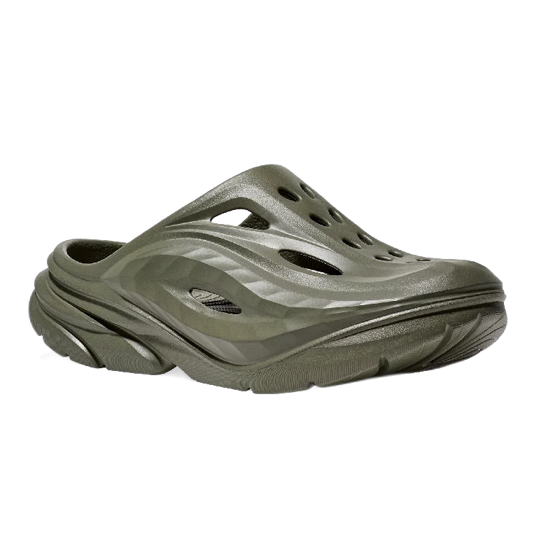 Men's sandals with a removable insole for cleaningOra Recovery Mule