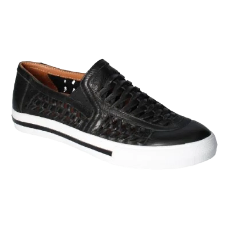 Men's sandals with a perforated leather upper for ventilationKarsha