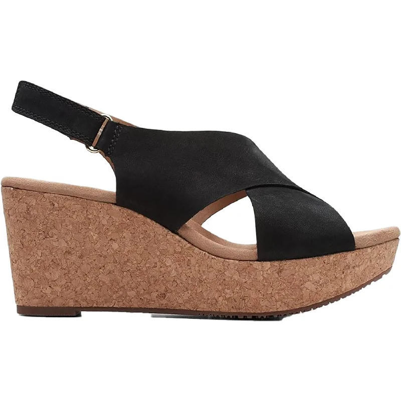 Men's sandals with a shock - absorbing insoleWomen's Clarks Annabel Parker Black Suede