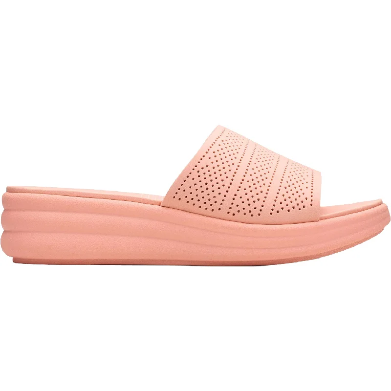 Waterproof men's sandals for water activitiesWomen's Clarks Drift Twist Peach Synthetic