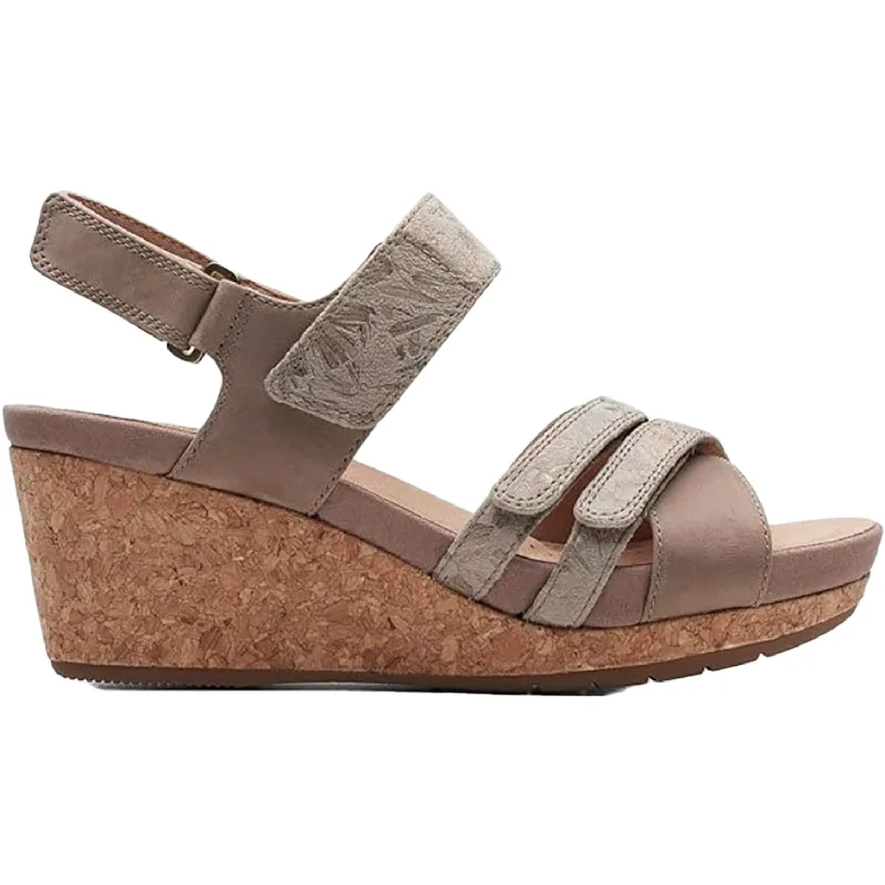 Men's sandals with a stretchy strap for a better fitWomen's Clarks Un Capri Walk Taupe Combi Leather