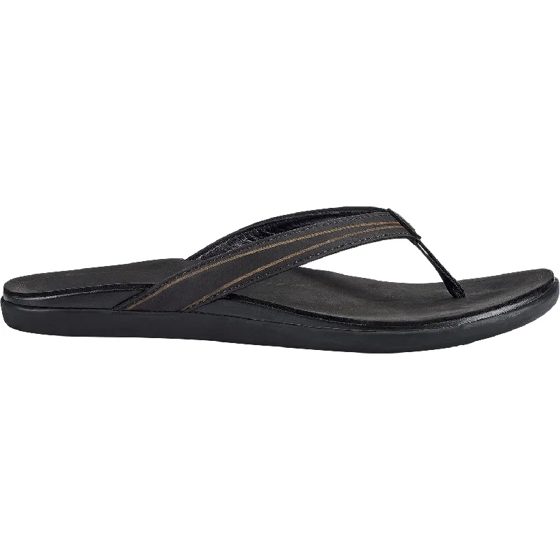 Men's sandals in a neutral color like black or brownWomen's OluKai Aukai Black Leather