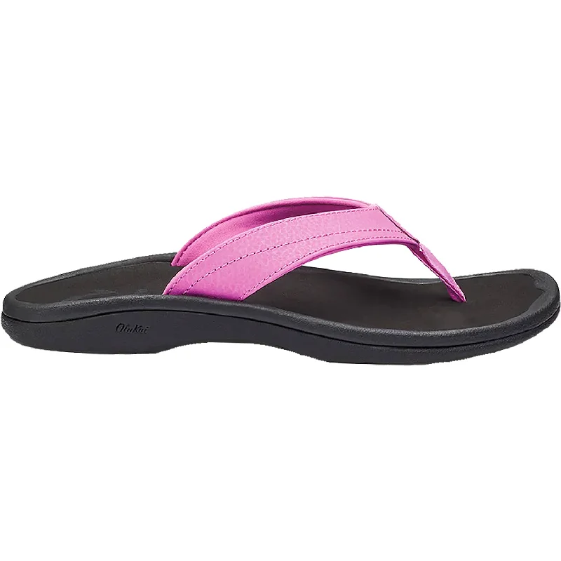 Men's sandals with a stretchy strap for a better fitWomen's OluKai Ohana Dragon Fruit/Black Synthetic