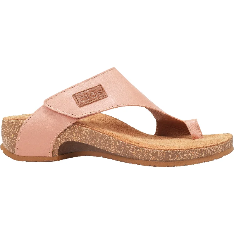 Men's sandals with a perforated leather upper for ventilationWomen's Taos Loop Blush Leather