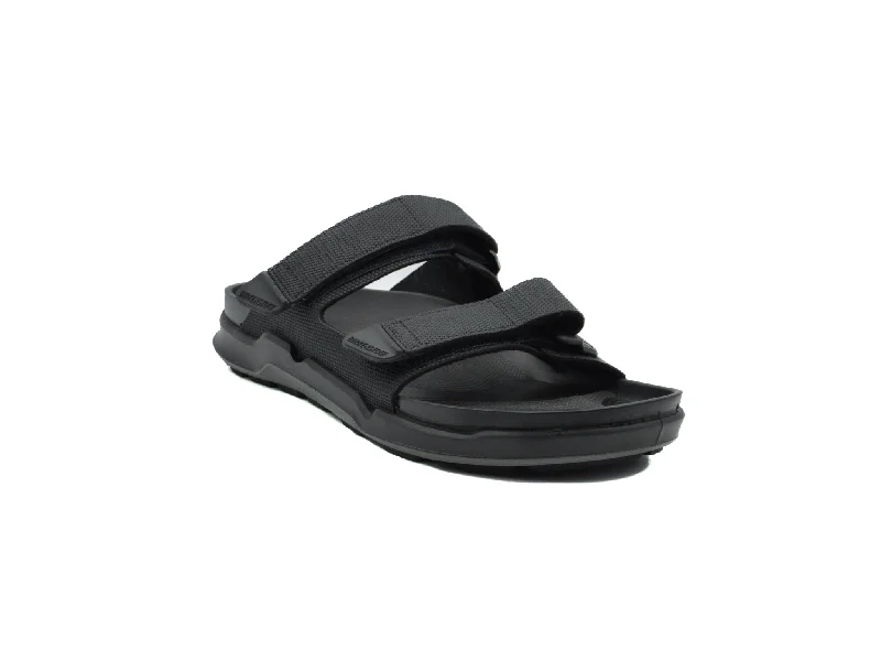 Men's sandals in a neutral color like black or brownBIRKENSTOCK Atacama