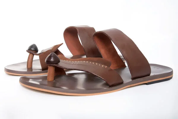 Men's sandals with a flexible sole for easy movementAfrique modern Slippers in latest design Men's sandals with a flexible sole for easy movementAfrique modern Slippers in latest design