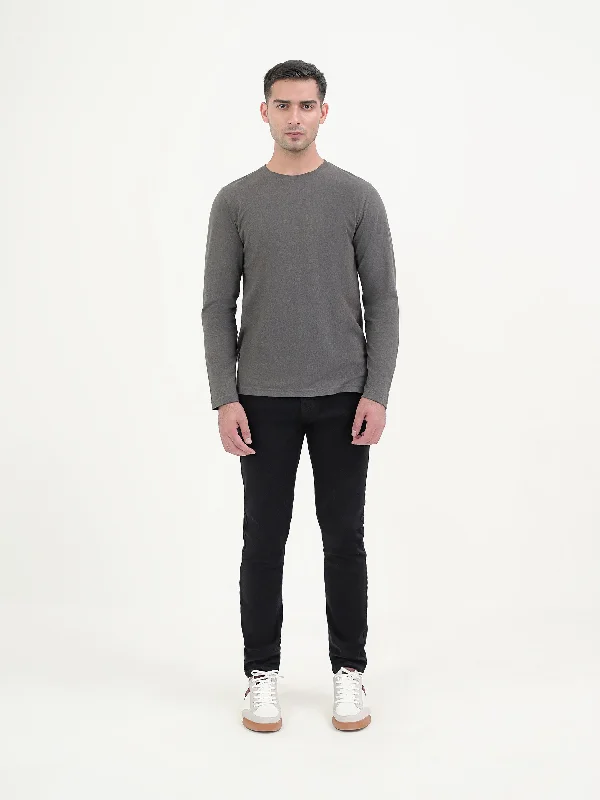Men's sandals with a pointed toe for a stylish look"ARAMIS" Casual Solid Regular T-Shirt