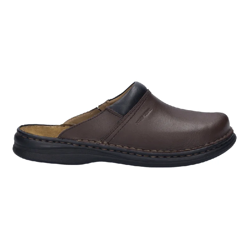 Men's sandals with a flexible sole for easy movementJosef Seibel 10994 Max 94 Brandy