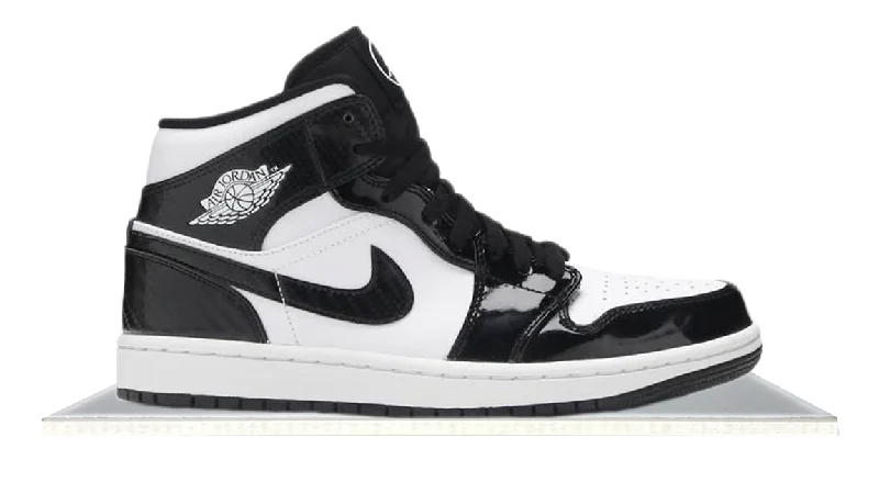 Men's casual leather sneakers with a distressed finishAir Jordan 1 Mid Carbon Fiber Men's casual leather sneakers with a distressed finishAir Jordan 1 Mid Carbon Fiber