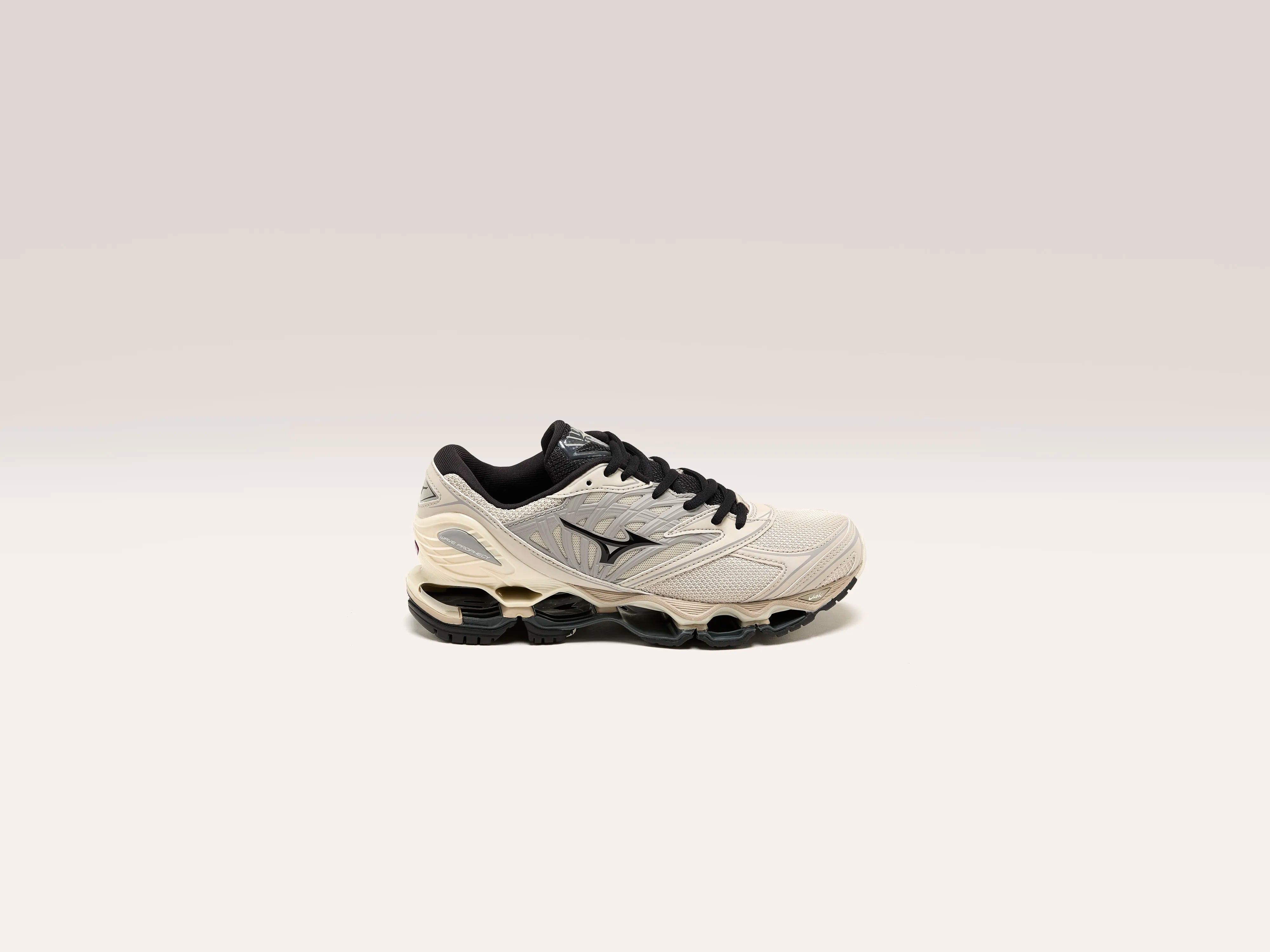 Men's low - profile tennis sneakers for a sleek lookWave Prophecy Ls for Men (242 / M / SILVER) Men's low - profile tennis sneakers for a sleek lookWave Prophecy Ls for Men (242 / M / SILVER)