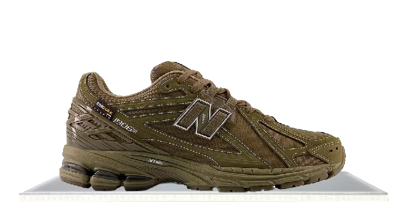 Men's low - profile tennis sneakers for a sleek lookNew Balance 1906R Cordura Olive Men's low - profile tennis sneakers for a sleek lookNew Balance 1906R Cordura Olive