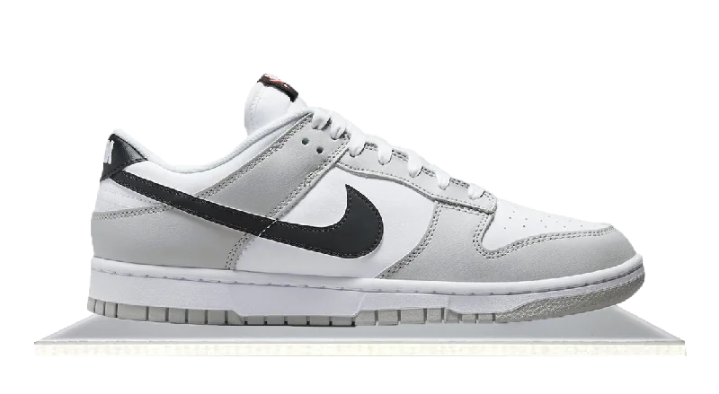 Men's vegan leather sneakers for an eco - friendly optionDunk Low Jackpot