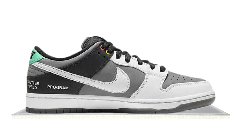 Men's retro - inspired basketball sneakers with a high - top designSB Dunk Low VX1000 Men's retro - inspired basketball sneakers with a high - top designSB Dunk Low VX1000