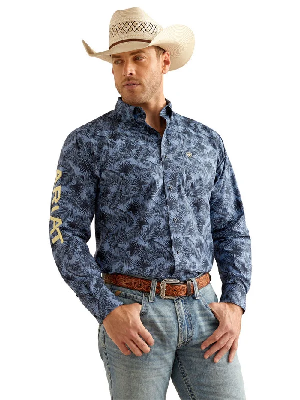 Vintage - style men's western boots with a square toe and spur ledgeAriat 10048393 Mens Team Garett Classic Fit Shirt Blue Vintage - style men's western boots with a square toe and spur ledgeAriat 10048393 Mens Team Garett Classic Fit Shirt Blue
