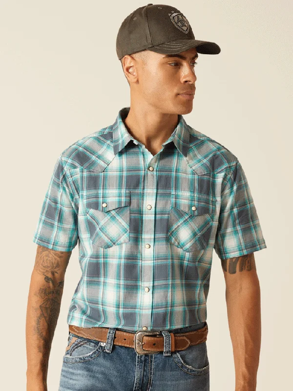 Vintage - style men's western boots with a square toe and spur ledgeAriat 10048499 Mens Harrington Retro Fit Short Sleeve Shirt Egret Vintage - style men's western boots with a square toe and spur ledgeAriat 10048499 Mens Harrington Retro Fit Short Sleeve Shirt Egret