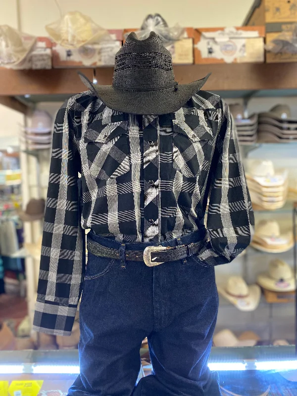 Men's western boots with a rubber sole for traction on various surfacesBlack and White Checkerboard Pearl Snap Western Shirt Men's western boots with a rubber sole for traction on various surfacesBlack and White Checkerboard Pearl Snap Western Shirt