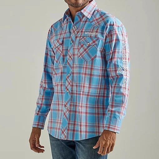 Men's western boots with a leather - wrapped heel and a smooth finishWrangler Men's Logo Long Sleeve Snap Shirt- Sunny Blue Men's western boots with a leather - wrapped heel and a smooth finishWrangler Men's Logo Long Sleeve Snap Shirt- Sunny Blue