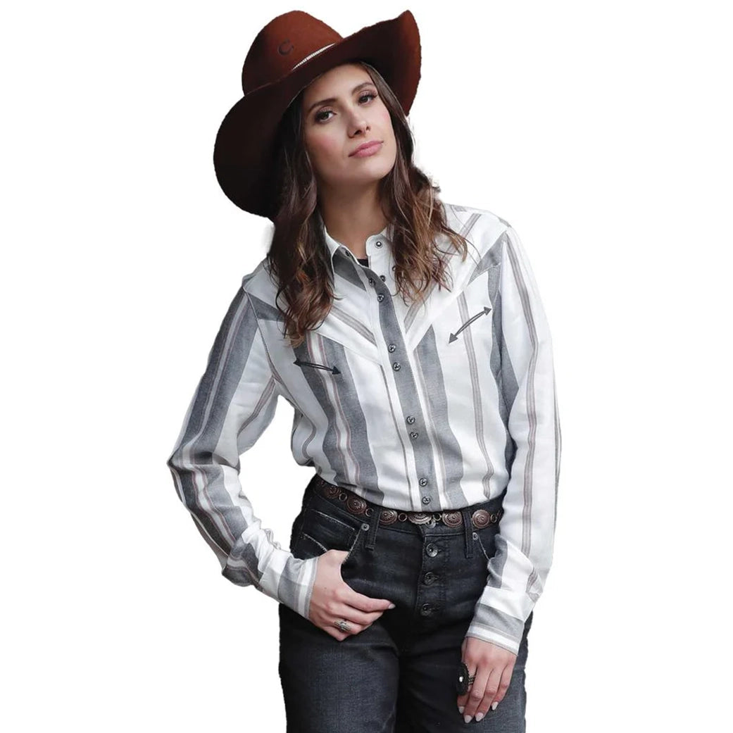Men's western boots with a leather lining and a padded insoleCruel Girl Women's Pearl Snap Long Sleeve