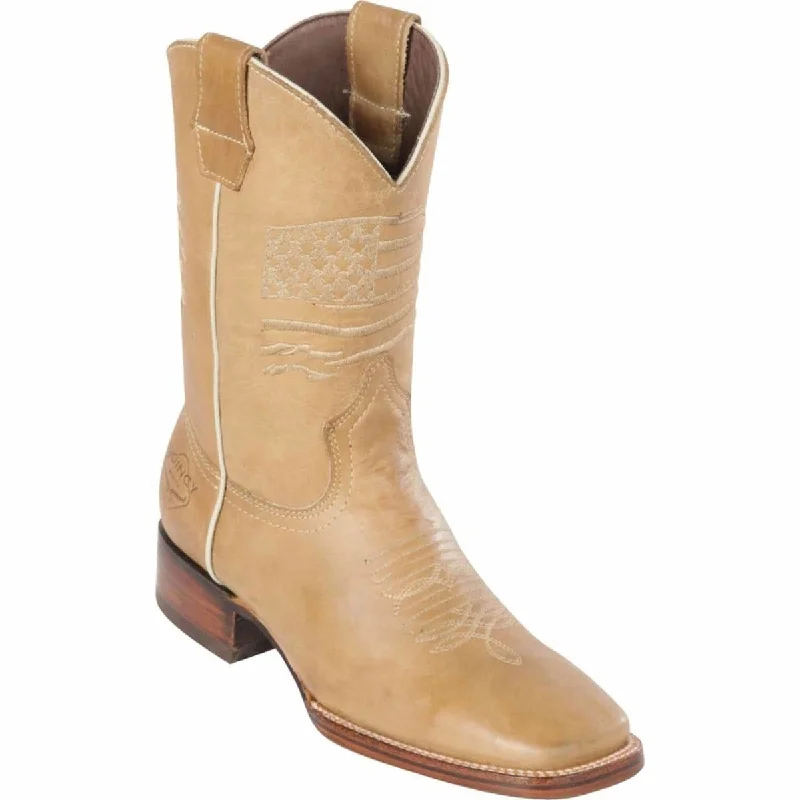 Men's western boots with a decorative concho belt and buckleMen's Quincy Wide Square Toe Boot Q822A8331 Men's western boots with a decorative concho belt and buckleMen's Quincy Wide Square Toe Boot Q822A8331