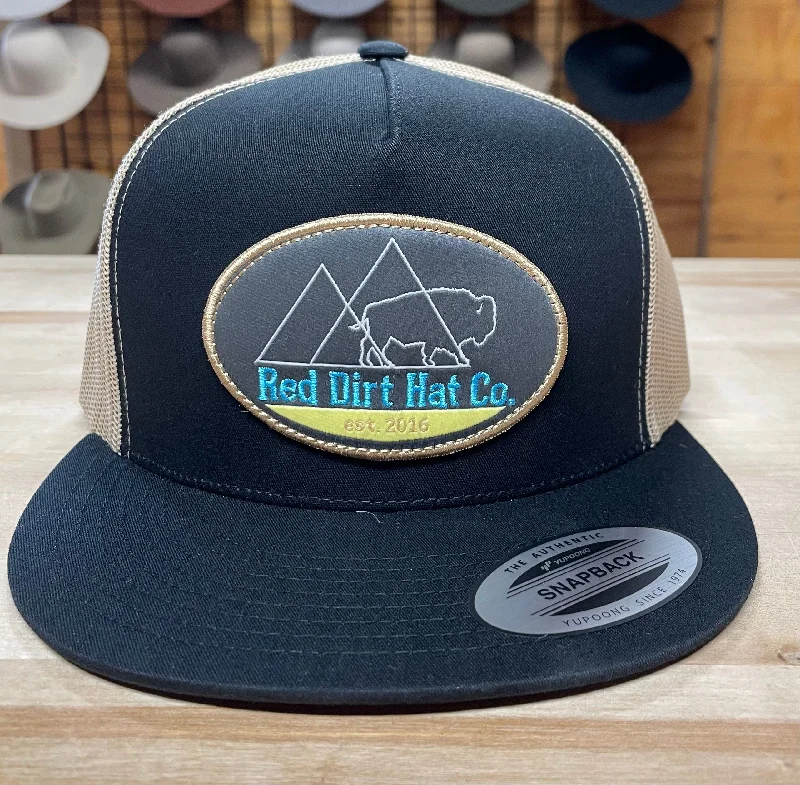 Men's western boots with a leather sole and a heel guardRed Dirt Hat Co. | Twin Peaks Cap Men's western boots with a leather sole and a heel guardRed Dirt Hat Co. | Twin Peaks Cap
