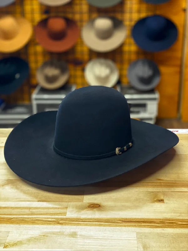 Men's western boots with a silver - toned hardware and accentsRodeo King | 30X Black Felt Cowboy Hat Men's western boots with a silver - toned hardware and accentsRodeo King | 30X Black Felt Cowboy Hat
