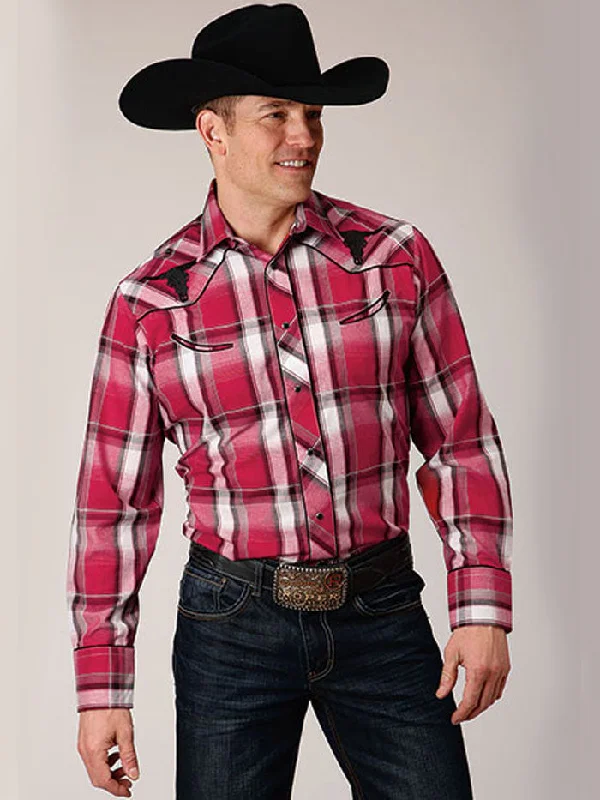Men's western boots with a leather - wrapped heel and a smooth finishRoper 01-001-0016-6070 Mens Snap Plaid Western Shirt Red Men's western boots with a leather - wrapped heel and a smooth finishRoper 01-001-0016-6070 Mens Snap Plaid Western Shirt Red