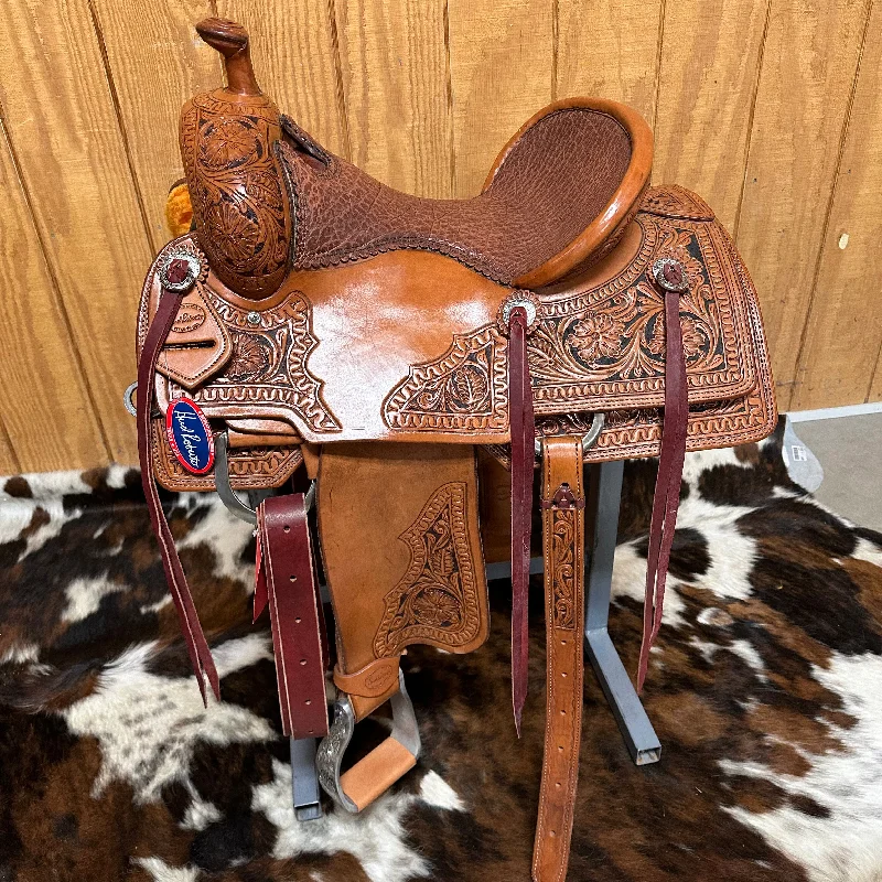 Men's western boots with a leather sole and a heel guardHR Saddlery 15.5 inch Signature Cowhorse Saddle Men's western boots with a leather sole and a heel guardHR Saddlery 15.5 inch Signature Cowhorse Saddle