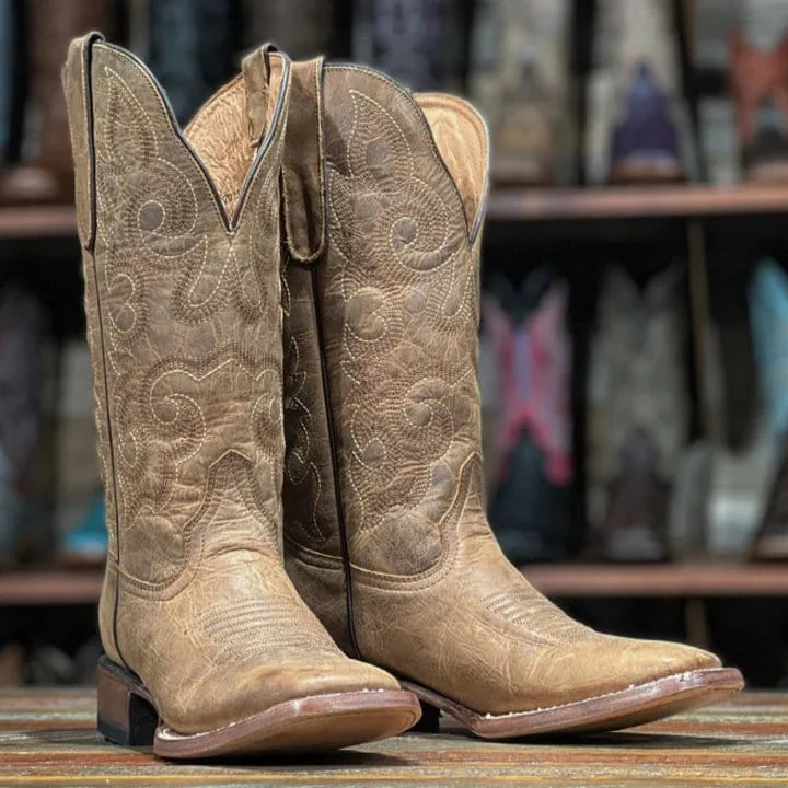 Men's western boots with a decorative concho belt and buckleTanner Mark Women's Blaze Leather Square Toe Boots Cognac TML201382 Men's western boots with a decorative concho belt and buckleTanner Mark Women's Blaze Leather Square Toe Boots Cognac TML201382