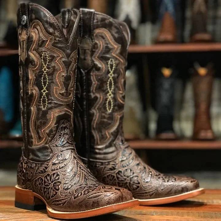 Men's western boots with a leather lining and a padded insoleTanner Mark Women's 'Trinity' Hand Tooled Square Toe Leather Boots Brown TML201759 Men's western boots with a leather lining and a padded insoleTanner Mark Women's 'Trinity' Hand Tooled Square Toe Leather Boots Brown TML201759