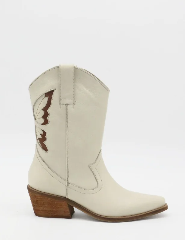 Men's western boots with a traditional western boot silhouette and a polished shineWoodstock western cowboy boots in off white leather womens shoes Men's western boots with a traditional western boot silhouette and a polished shineWoodstock western cowboy boots in off white leather womens shoes